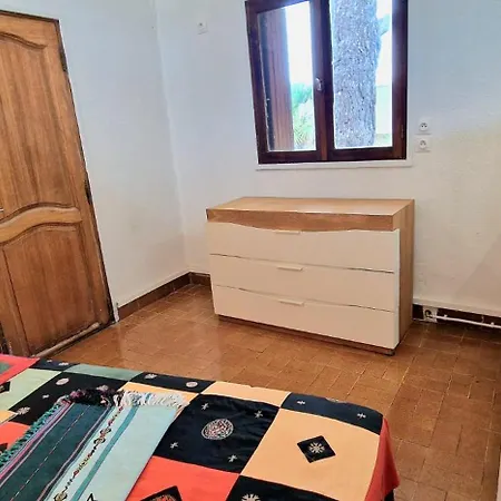 St-clair Villa, Piscine&pinède